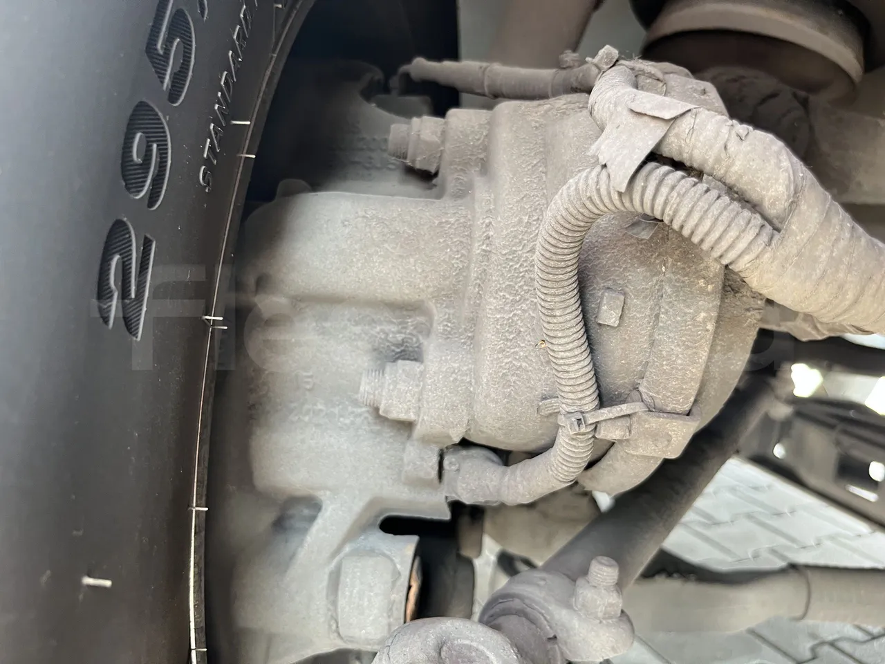Mercedes-Benz Tourismo - First Axle Brake Calipers Right Side