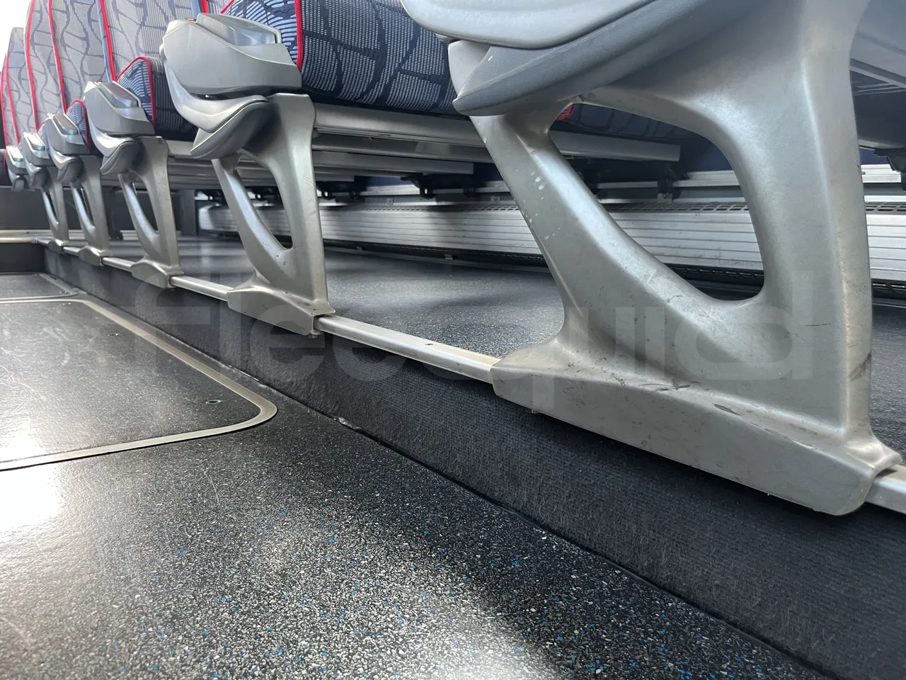 Mercedes-Benz Tourismo - Power Outlets