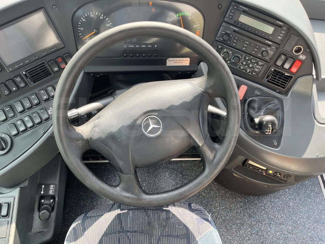 Mercedes-Benz Tourismo - Steering Wheel