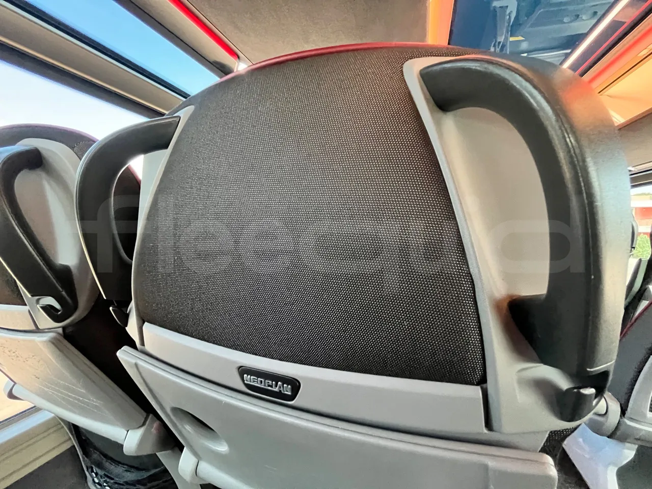 Neoplan Skyliner V6ACE -EUR6 -375kW -14m - command unit indicators