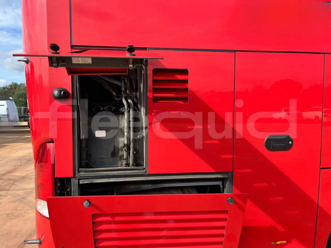 Neoplan Skyliner V6ACE -EUR6 -375kW -14m - jack and driver keys