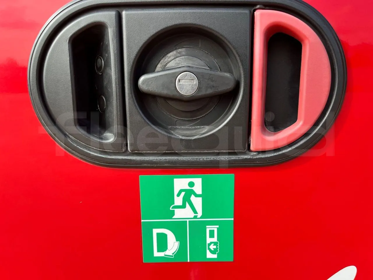 Neoplan Skyliner V6ACE -EUR6 -375kW -14m - 3/4 right rear doors open