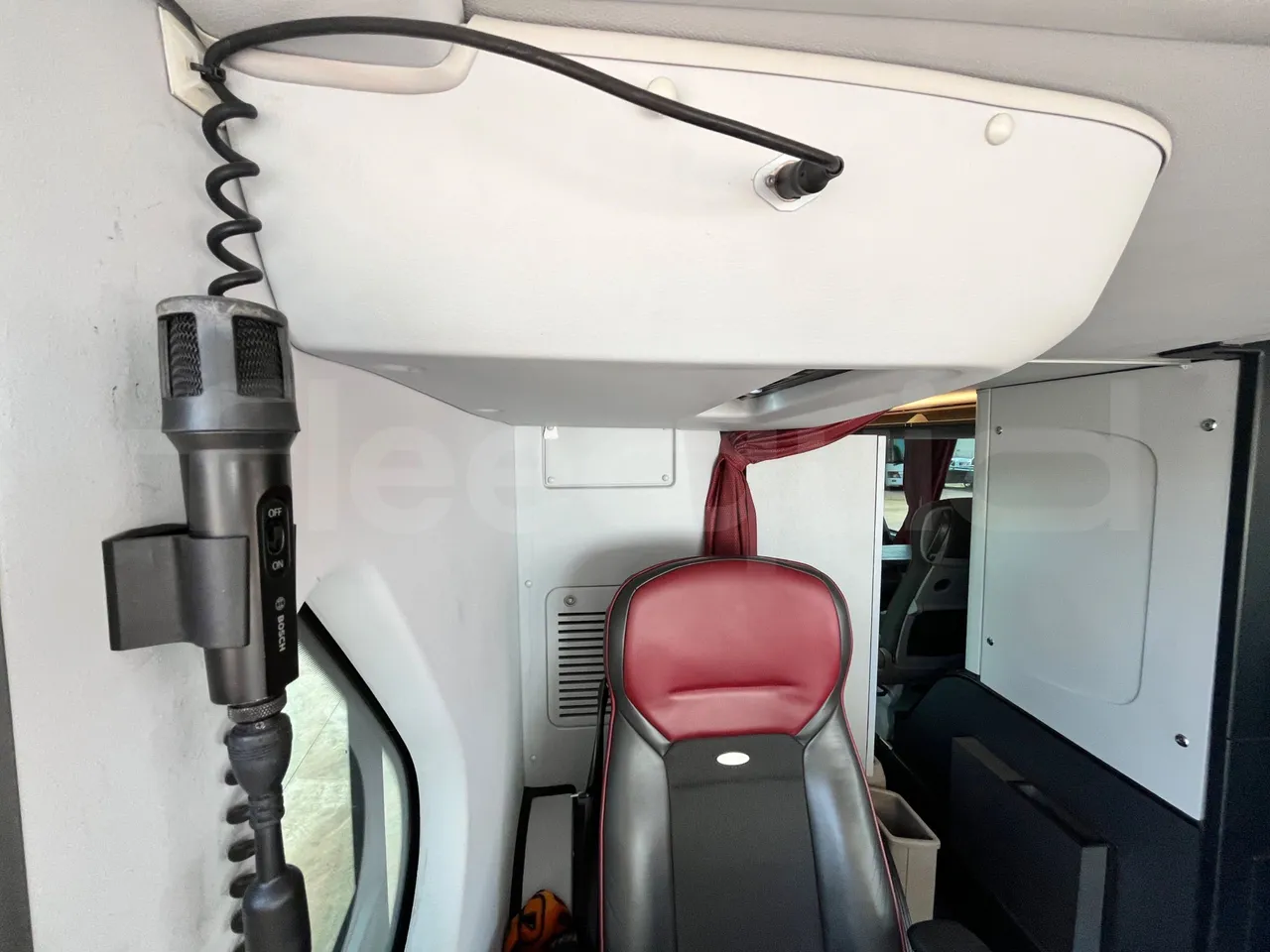 Neoplan Skyliner V6ACE -EUR6 -375kW -14m - hostes microphone accessories photo