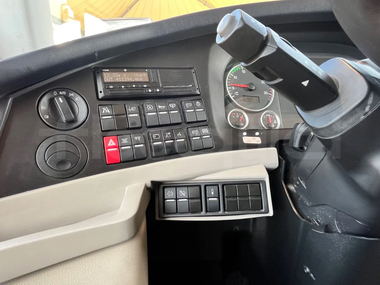 Neoplan Skyliner V6ACE -EUR6 -375kW -14m - onboard devices 2