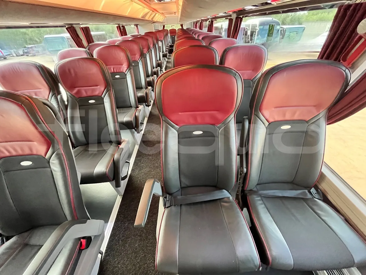 Neoplan Skyliner V6ACE -EUR6 -375kW -14m - central seat safety belt