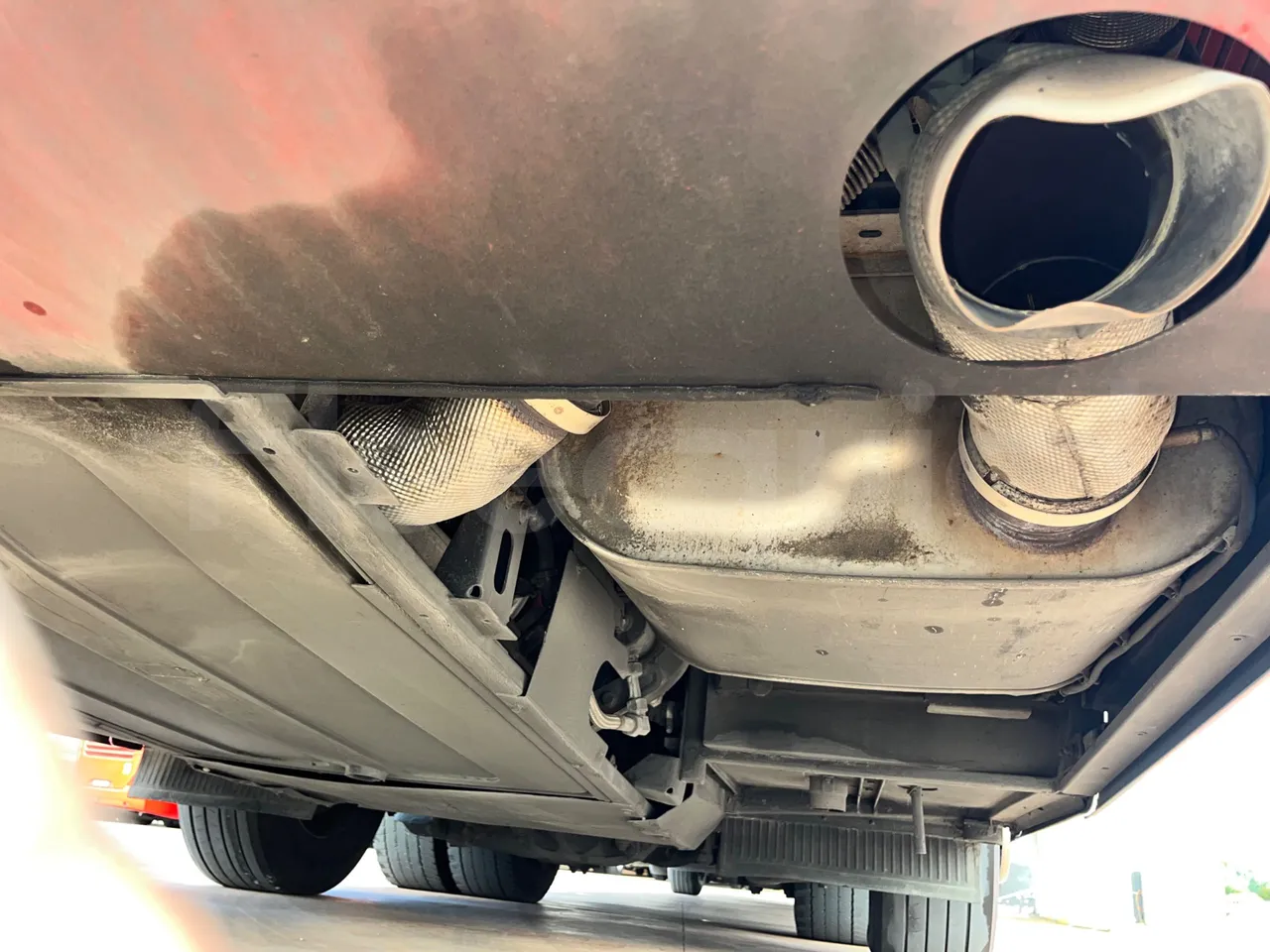 Neoplan Skyliner V6ACE -EUR6 -375kW -14m - exhaust photo