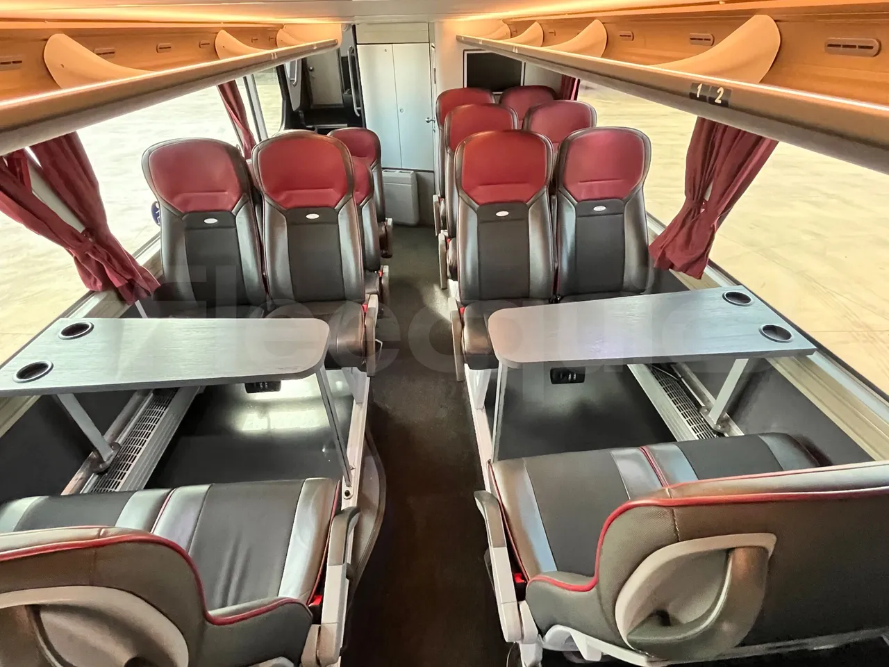 Neoplan Skyliner V6ACE -EUR6 -375kW -14m - interior reverse seats driver height