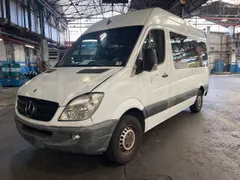 Mercedes-Benz Sprinter 906AC35 - EUR4 - 110kW - 5.91m - 3/4 front left (mandatory for bus to scrap)