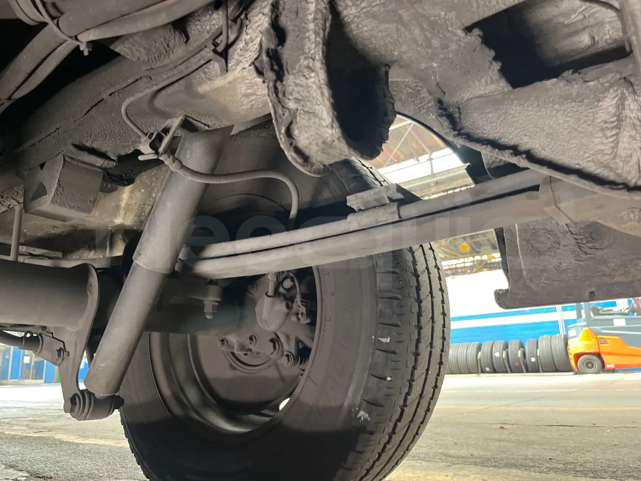 Mercedes-Benz Sprinter 906AC35 - EUR4 - 110kW - 5.91m - axel 2 air springs 1 left