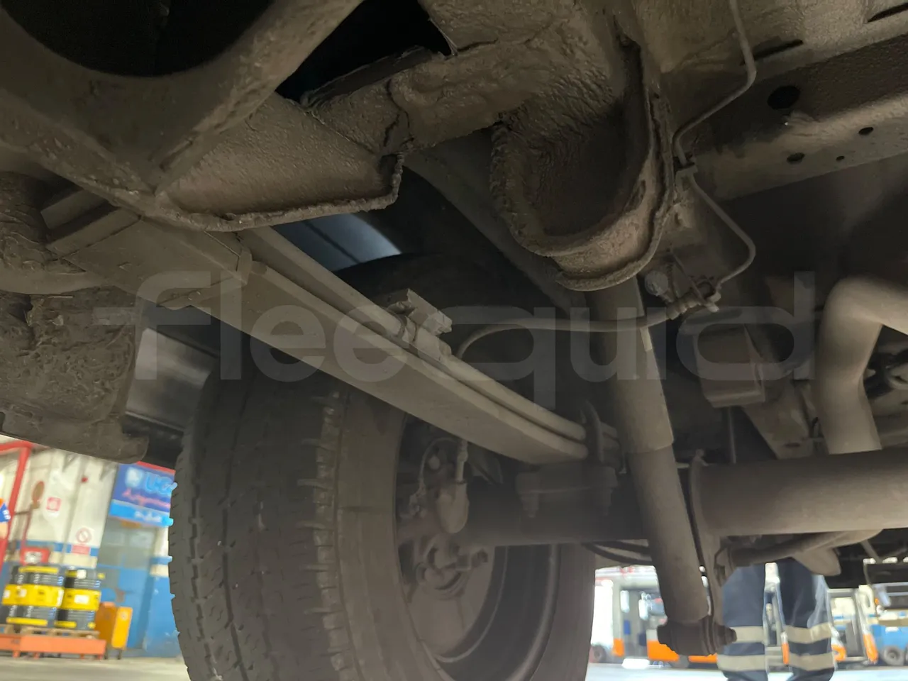Mercedes-Benz Sprinter 906AC35 - EUR4 - 110kW - 5.91m - axel 2 air springs 1 right