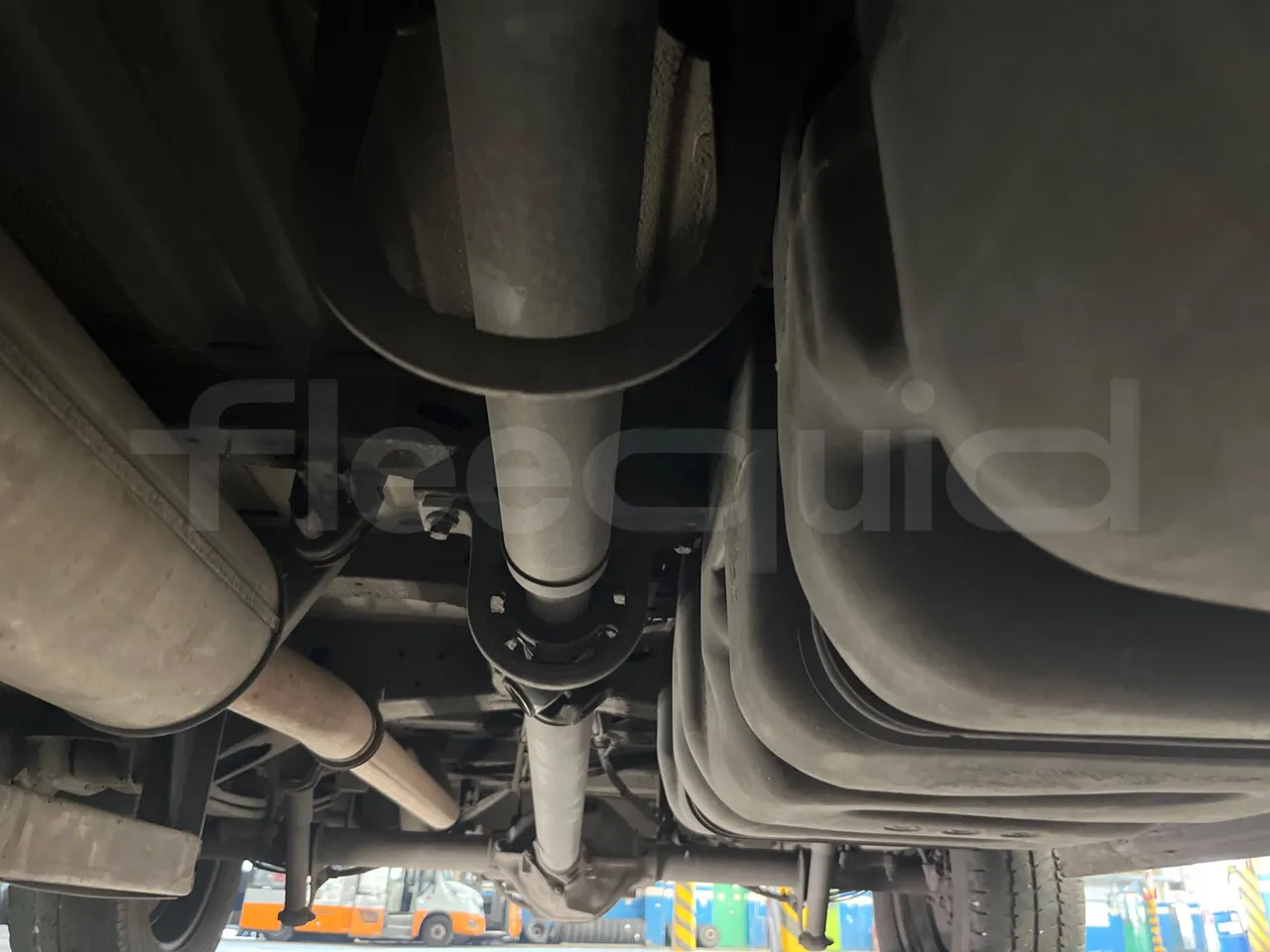 Mercedes-Benz Sprinter 906AC35 - EUR4 - 110kW - 5.91m - driveshaft photo
