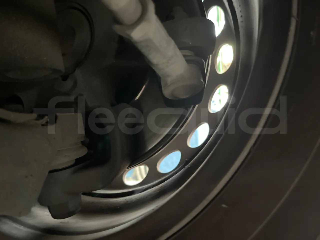 Mercedes-Benz Sprinter 906AC35 - EUR4 - 110kW - 5.91m - front discs left