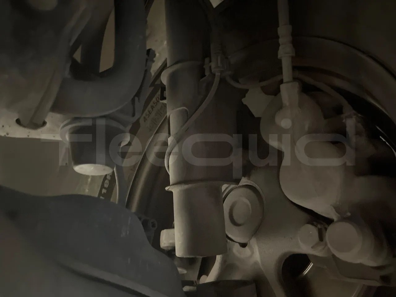 Mercedes-Benz Sprinter 906AC35 - EUR4 - 110kW - 5.91m - front shock absorbers right
