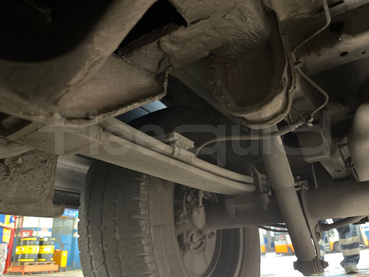 Mercedes-Benz Sprinter 906AC35 - EUR4 - 110kW - 5.91m - axle 2 shock absorbers 2 left