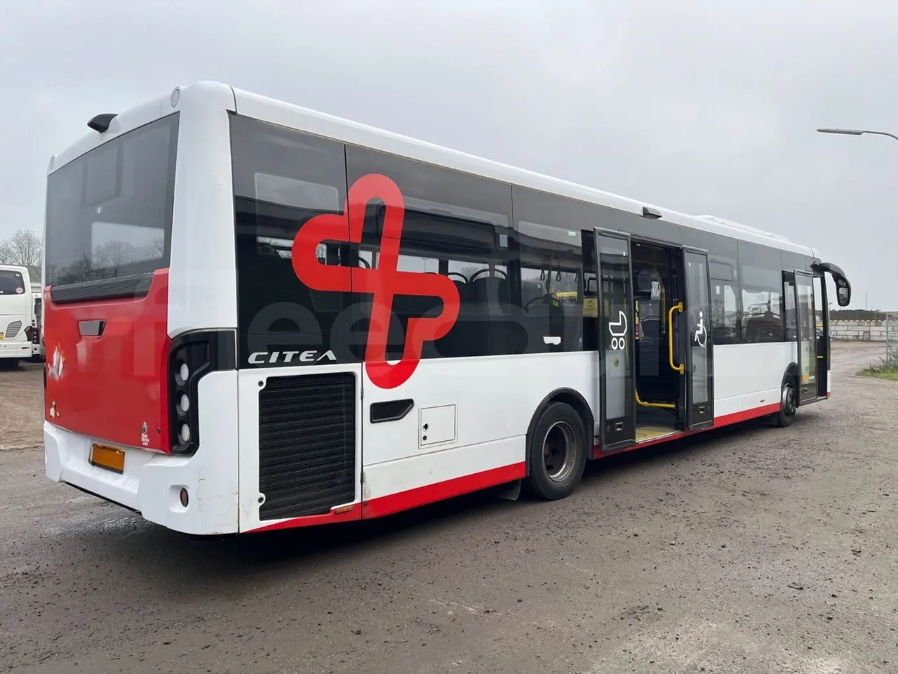 Vdl Citea LLE-120/255 405E1 - Euro6 - 182kW - 11.980mt - 3/4 right rear doors open