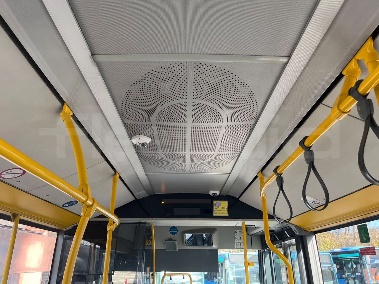 Mercedes-Benz O 530 5303/P - Euro 5 - 210 kW - 11.950 mt - camera accessories photo