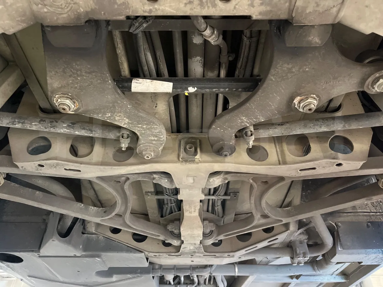 Mercedes-Benz O 530 5303/P - Euro 5 - 210 kW - 11.950 mt - front axle central