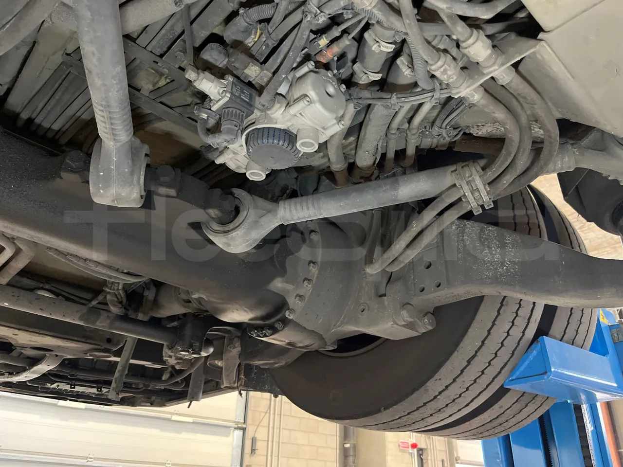 Mercedes-Benz O 530 5303/P - Euro 5 - 210 kW - 11.950 mt - axle 3 left side