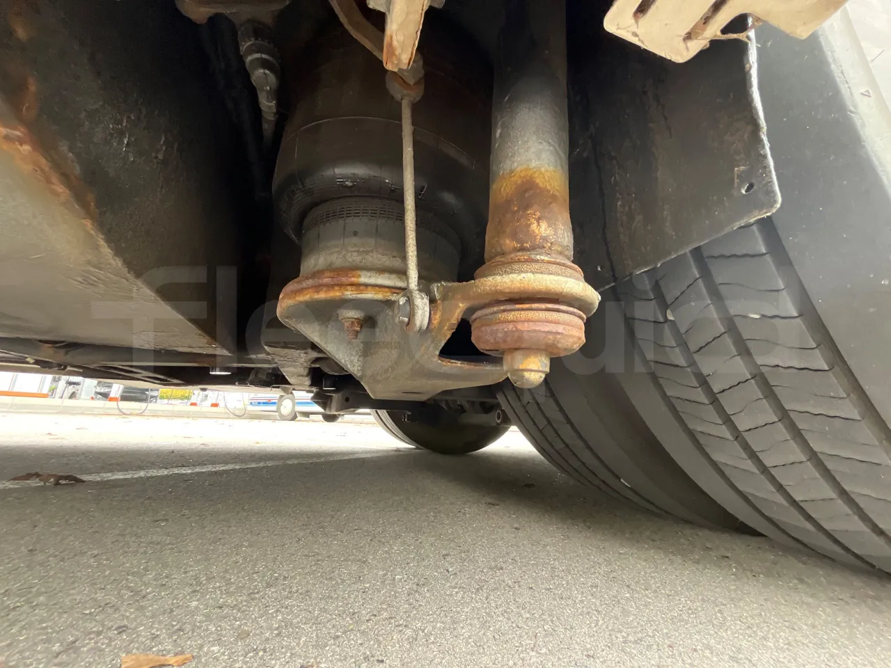 Volvo G891H L291LH24J8100 / Euro 6 - 177 Kw - 18.750 Mt - axel 2 air springs 1 left