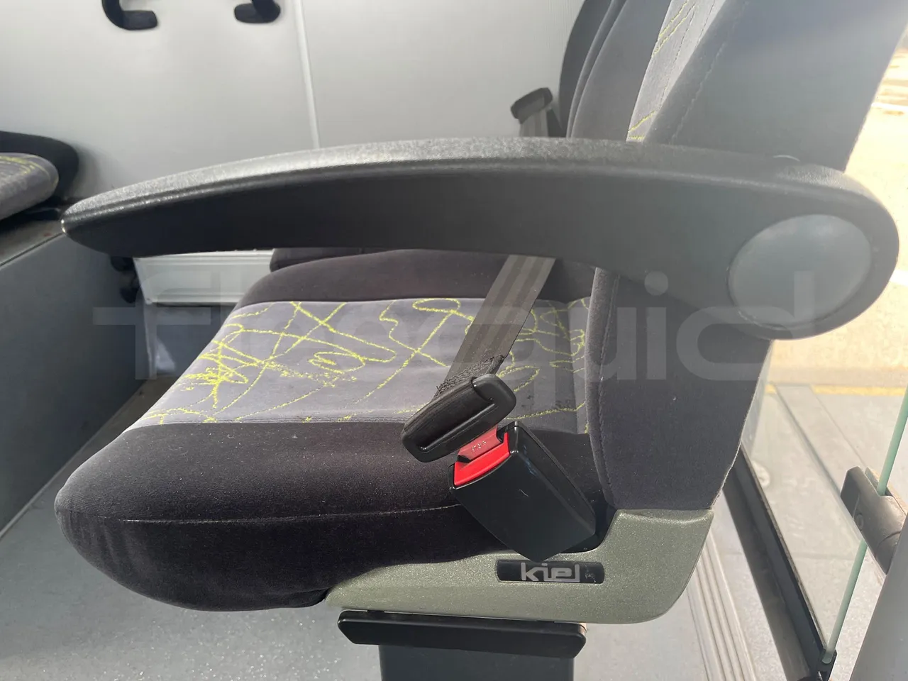Volvo G891H L291LH24J8100 / Euro 6 - 177 Kw - 18.750 Mt - armrest detail photo