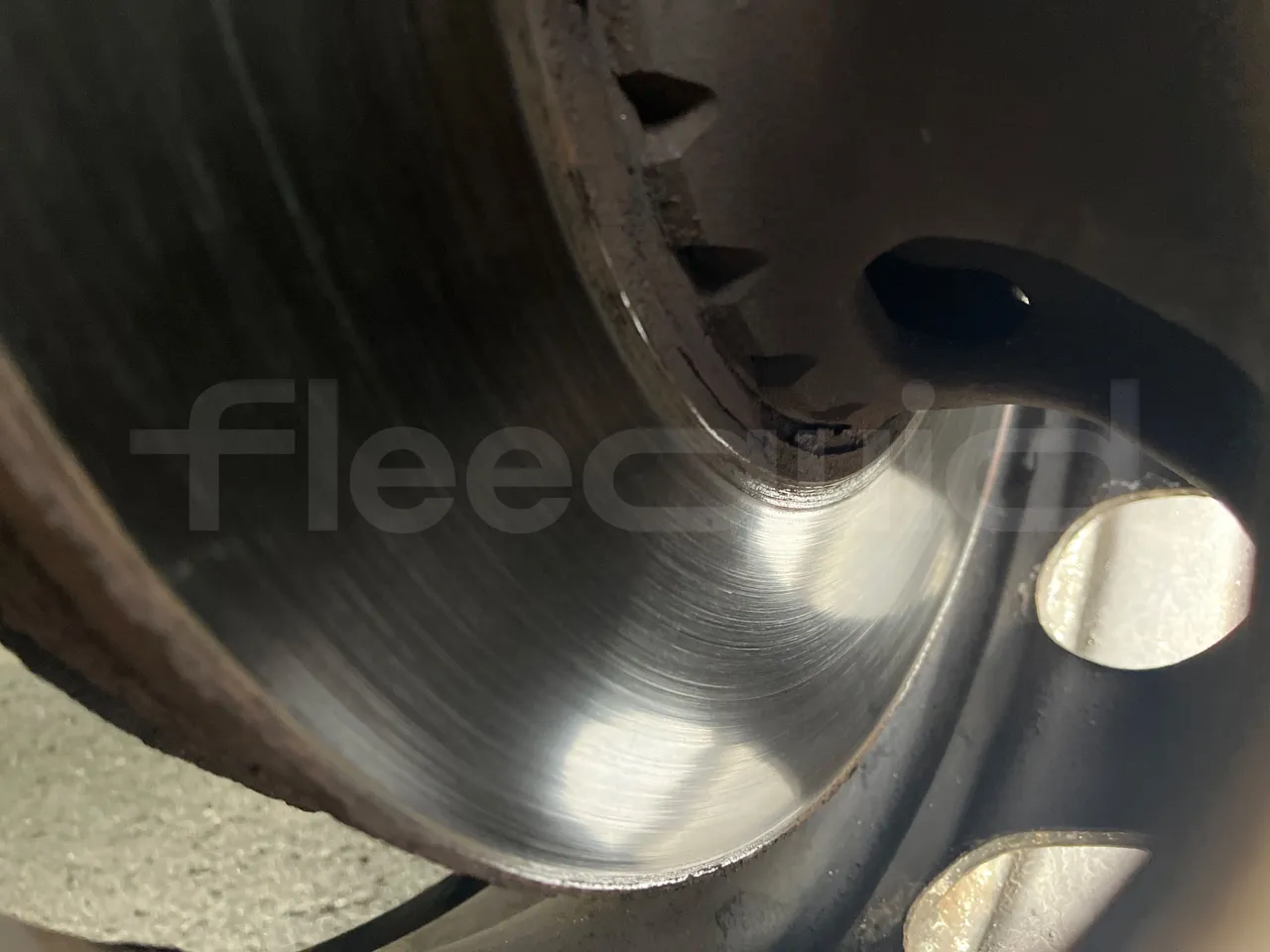 Volvo G891H L291LH24J8100 / Euro 6 - 177 Kw - 18.750 Mt - front discs left