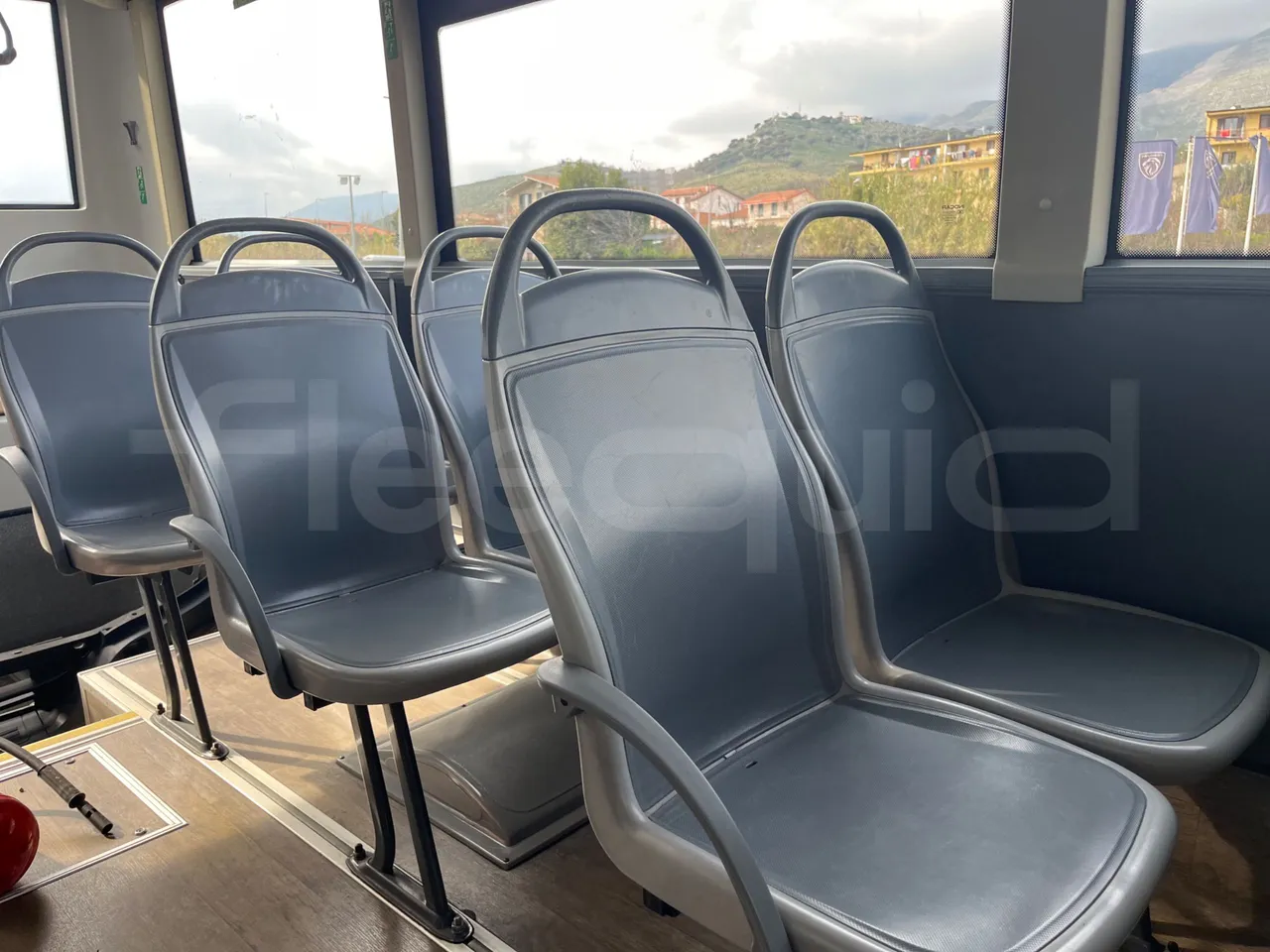 Indcar Mobi WGIVMY11 - Euro6 - 132kW - 8.000mt - single seat detail