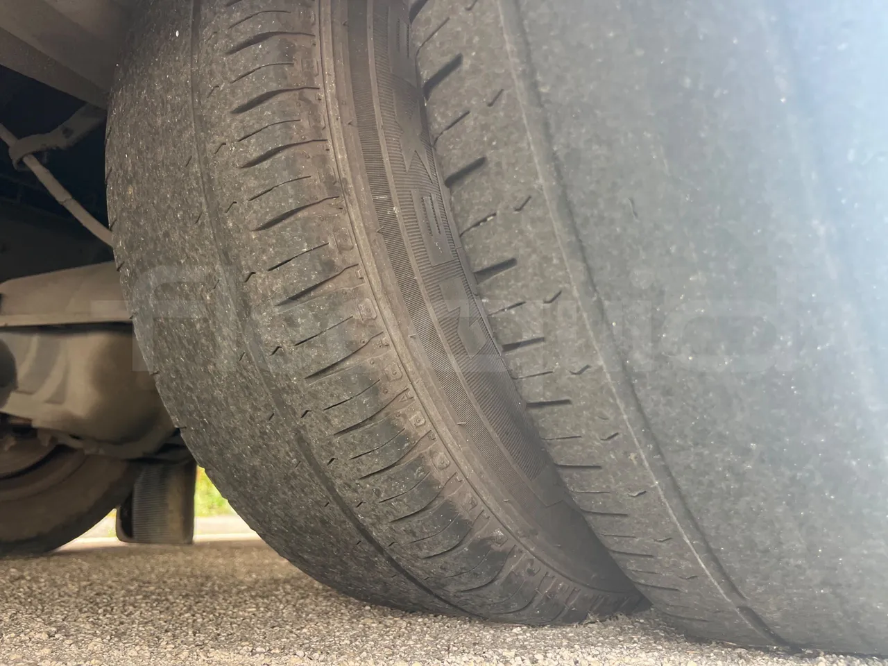 Indcar Mobi WGIVMY11 - Euro6 - 132kW - 8.000mt - tread condition front tires left