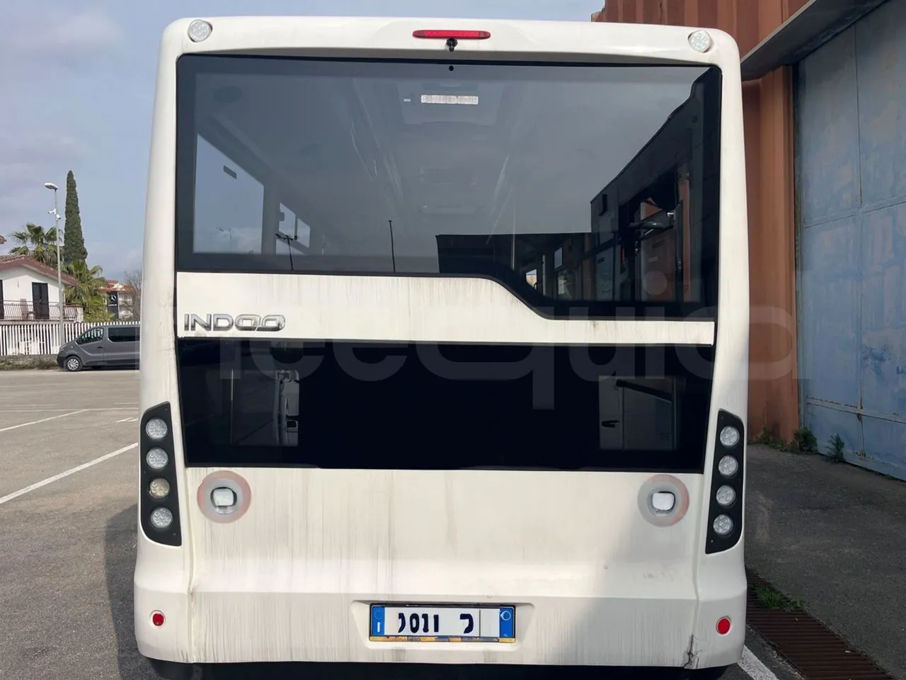 Indcar Mobi WGIVMY11 - Euro6 - 132kW - 8.000mt - rear hatch closed