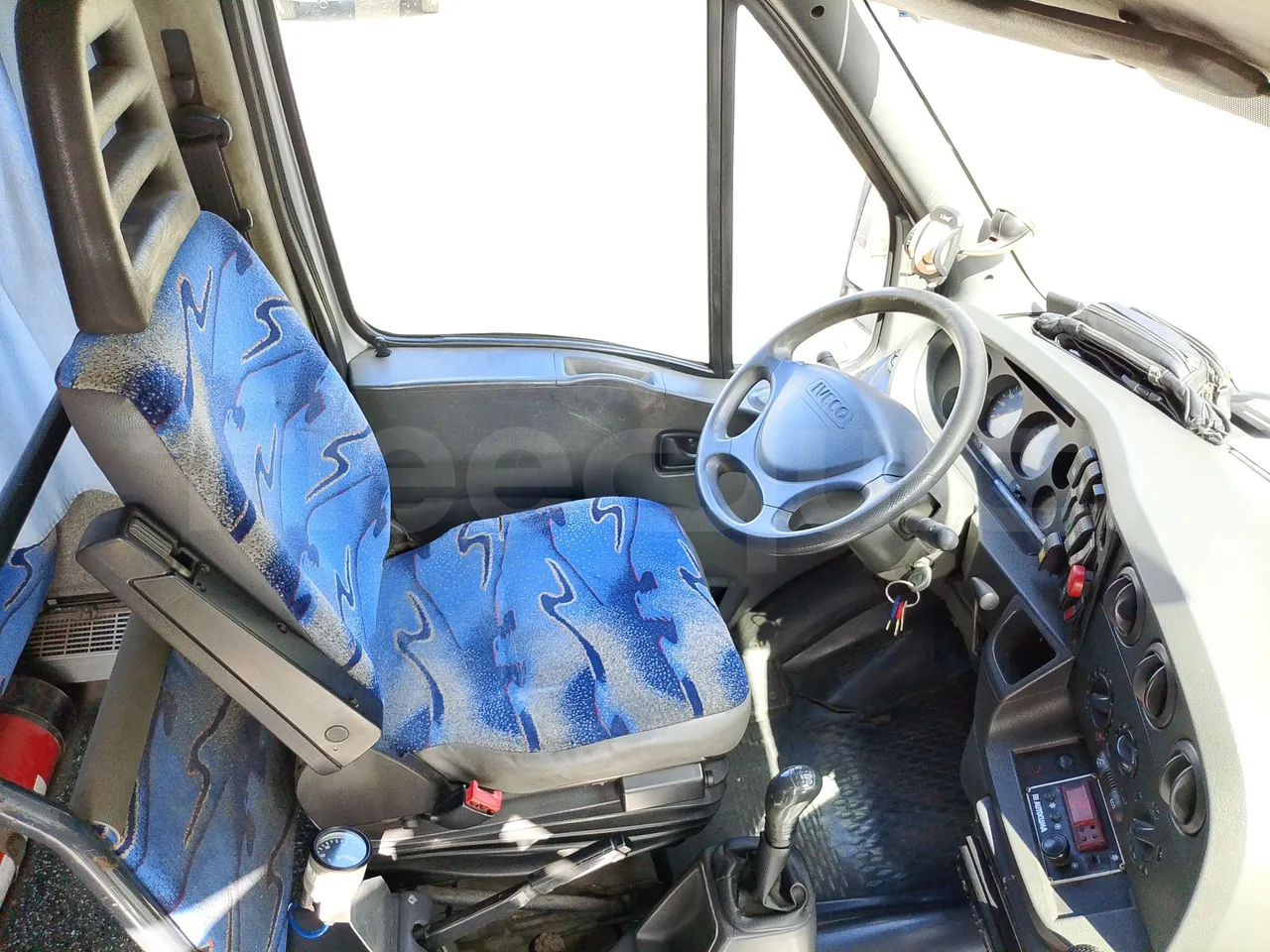 Iveco Daily A50C/19/H - EUR3 - 92kW -6.948m - driver's seat photo (mandatory for bus to scrap)