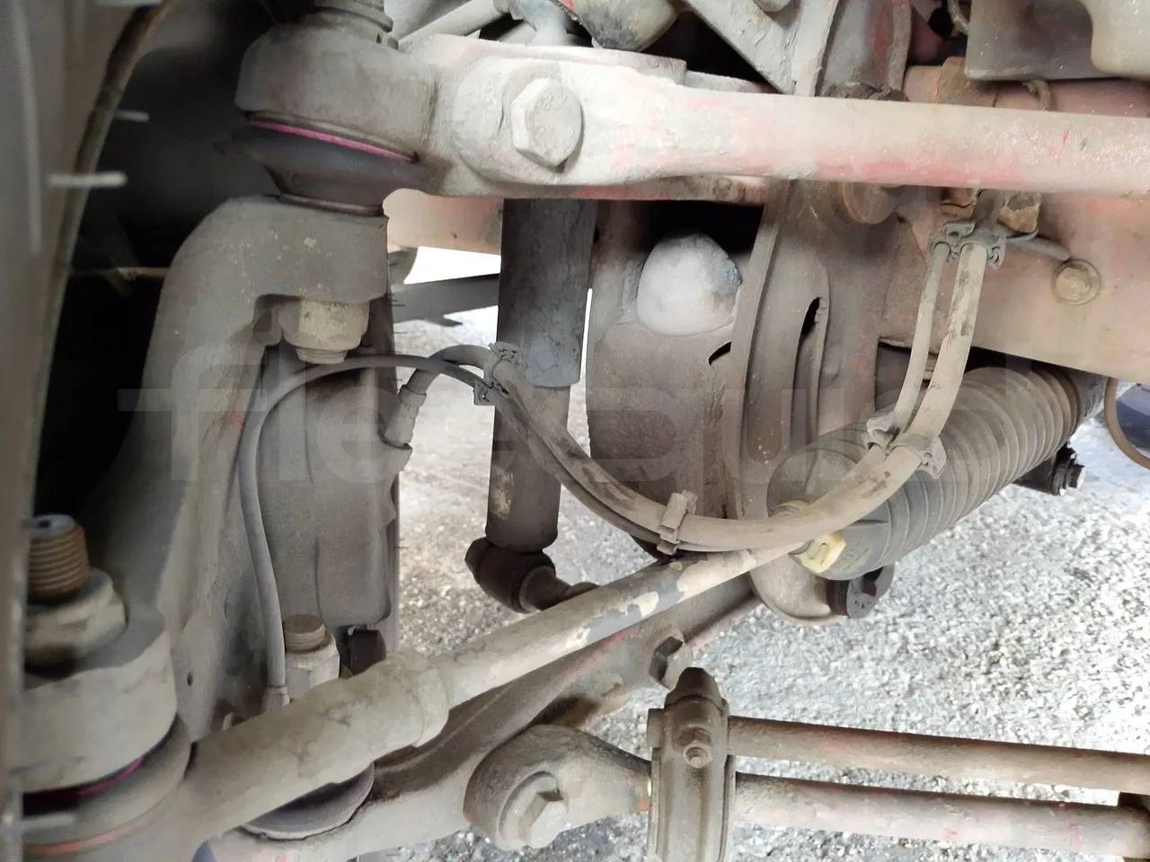 Iveco Daily A50C/19/H - EUR3 - 92kW -6.948m - front shock absorbers left
