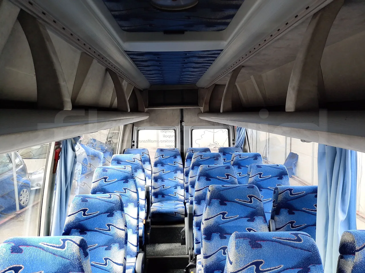 Iveco Daily A50C/19/H - EUR3 - 92kW -6.948m - reverse view middle aisle