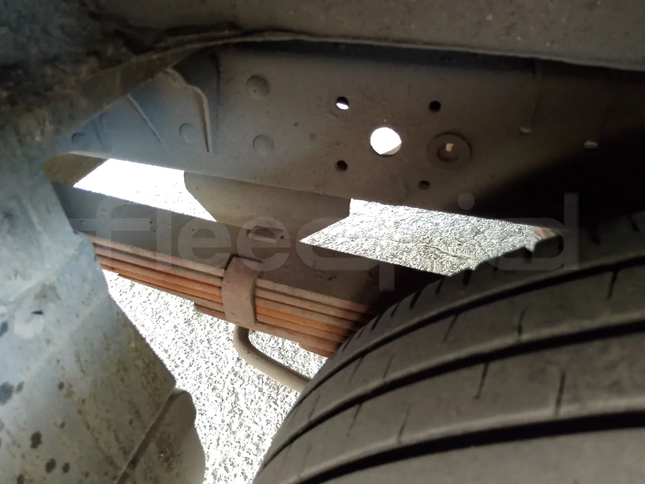 Iveco Daily A50C/19/H - EUR3 - 92kW -6.948m - axle 3 air springs 2 left