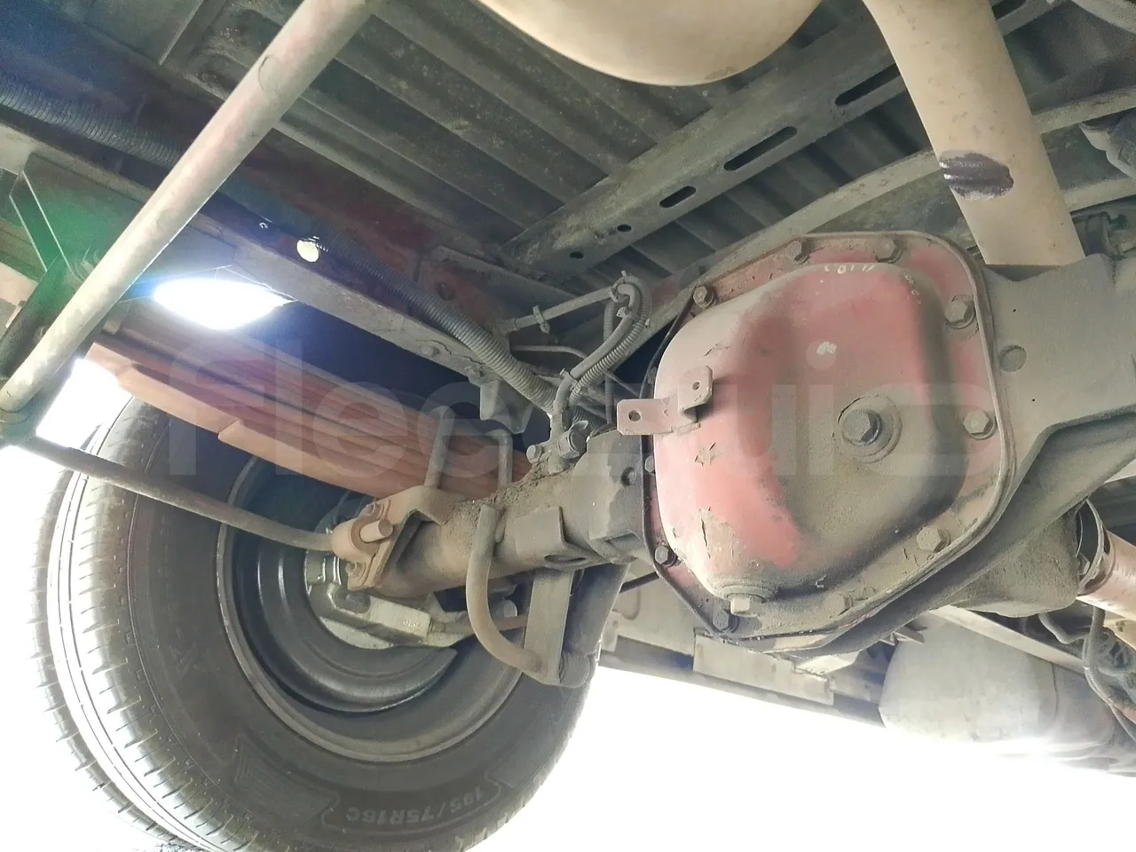 Iveco Daily A50C/19/H - EUR3 - 92kW -6.948m - axel 3 leaf spring left