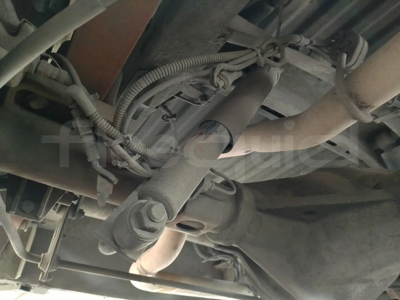 Iveco Daily A50C/19/H - EUR3 - 92kW -6.948m - axel 3 shock absorbers 1 left