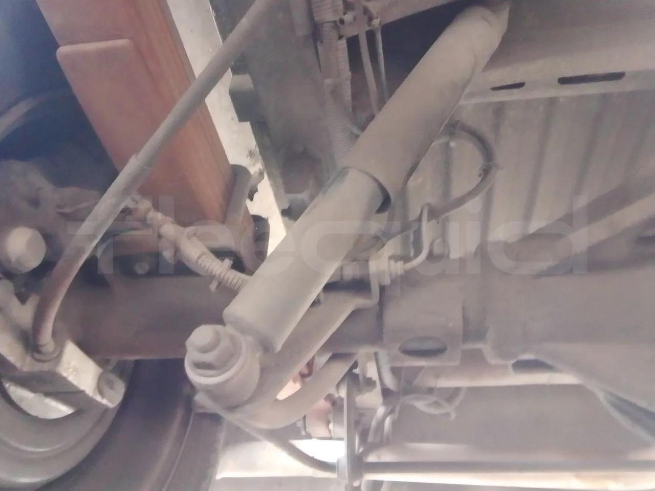 Iveco Daily A50C/19/H - EUR3 - 92kW -6.948m - axle 2 shock absorbers 1 right
