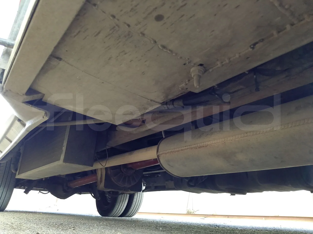 Iveco Daily A50C/19/H - EUR3 - 92kW -6.948m - central undercarriage photo