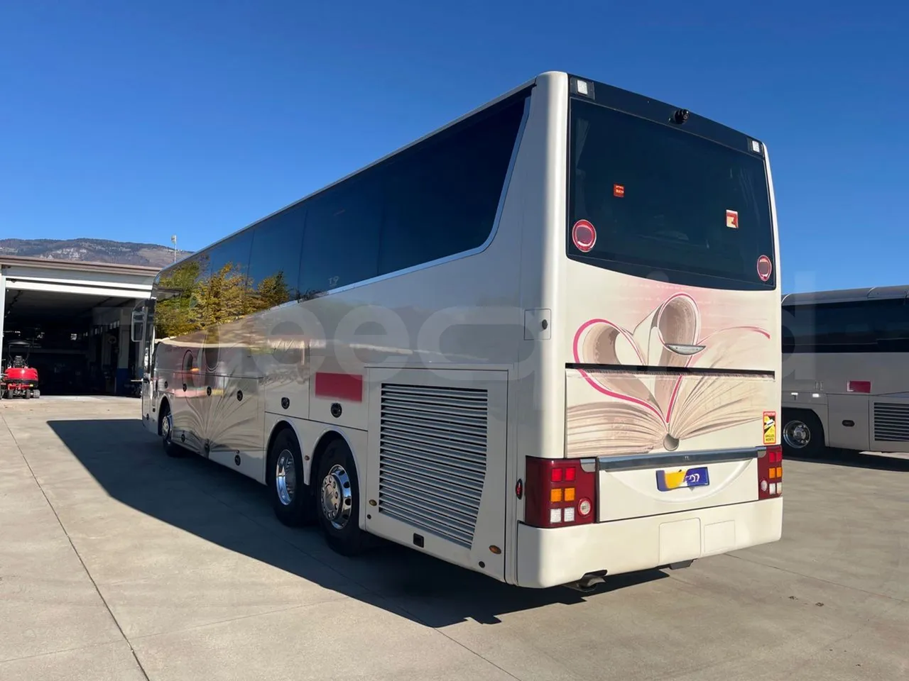 Van Hool Astronef T916 SF3 - Euro5 - 340kW - 13.200mt - 3/4 left rear side