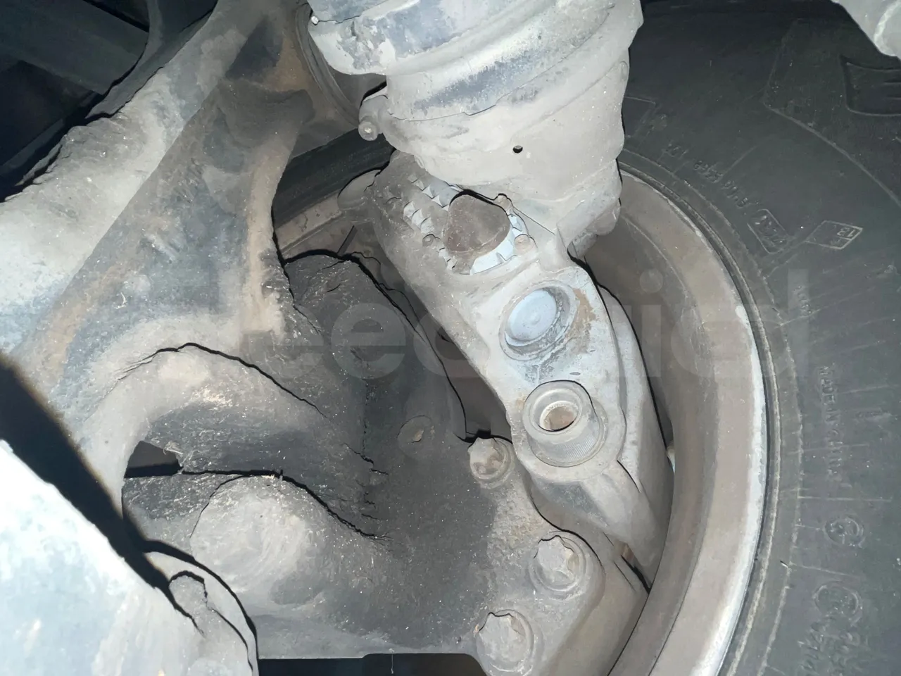 Van Hool Astronef T916 SF3 - Euro5 - 340kW - 13.200mt - axel 3 caliper brakes right