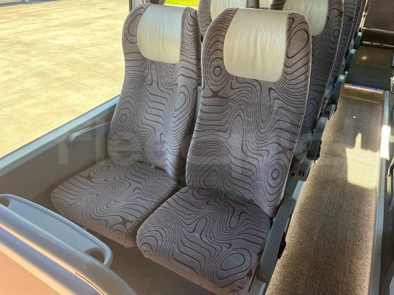 Van Hool Astronef T916 SF3 - Euro5 - 340kW - 13.200mt - single seat detail