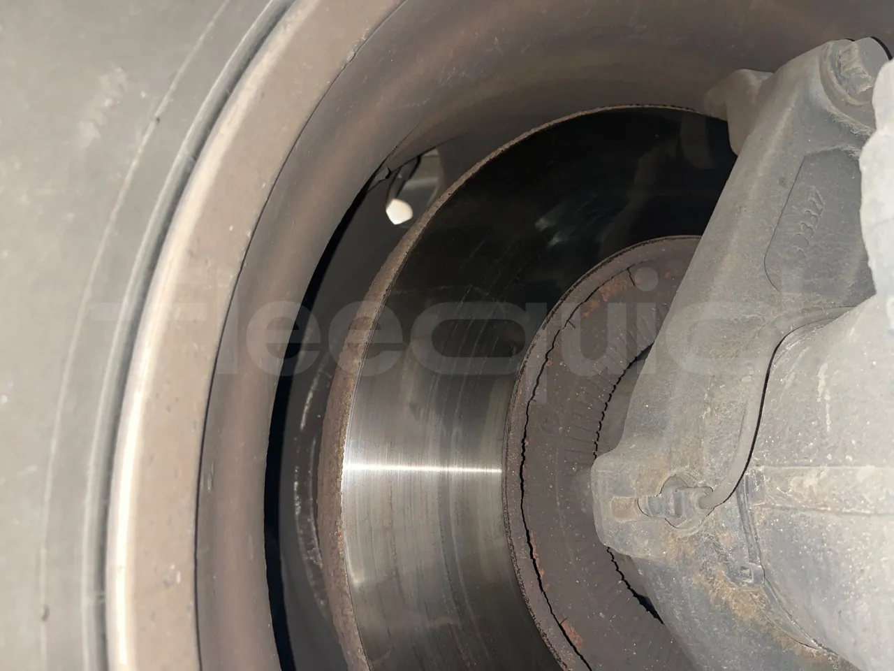 Van Hool Astronef T916 SF3 - Euro5 - 340kW - 13.200mt - axle 2 discs left