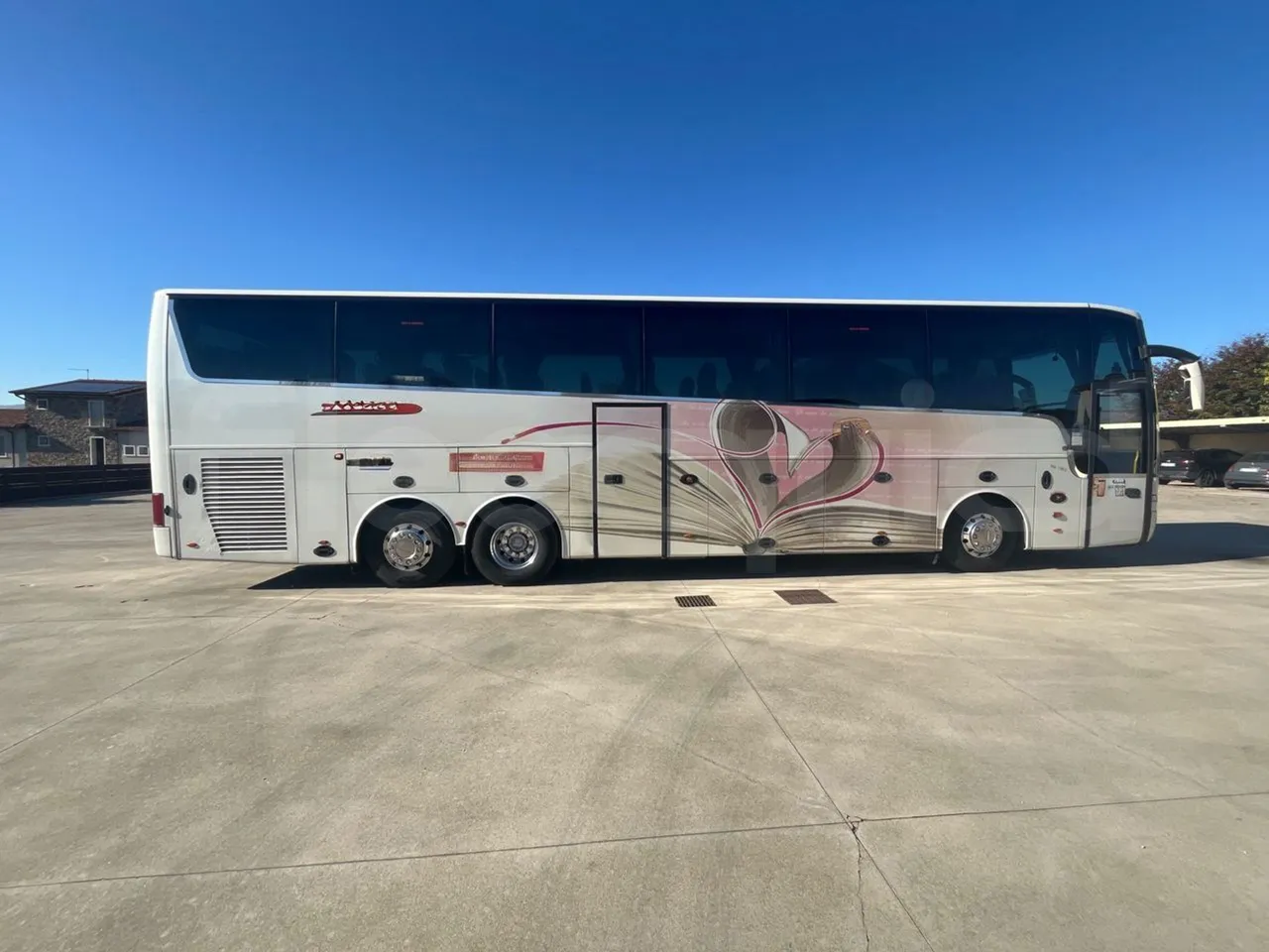 Van Hool Astronef T916 SF3 - Euro5 - 340kW - 13.200mt - right side doors closed