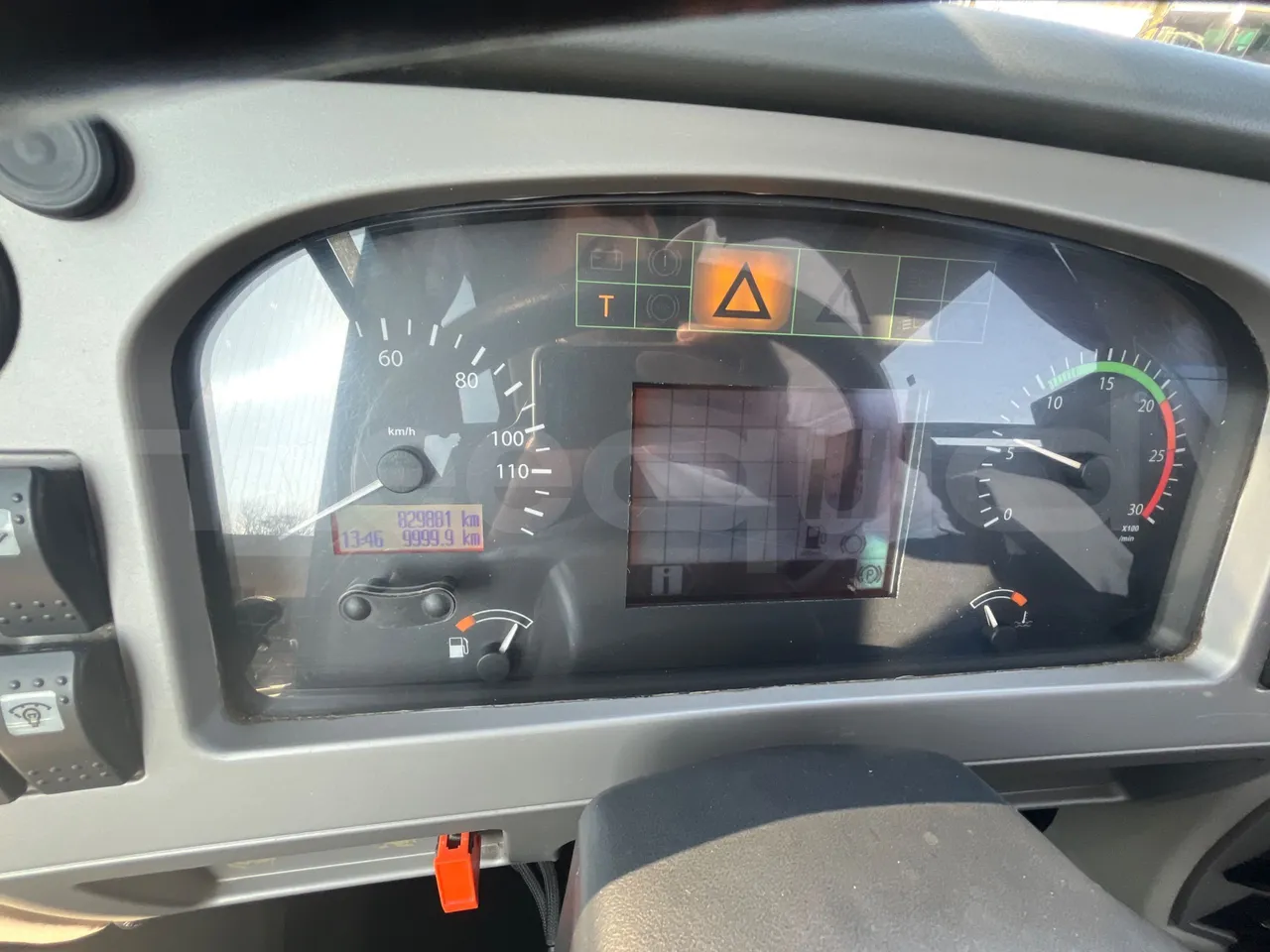 Vdl SB4000 SB4000  - Euro4 - 266kW - 12mt - dashboard lights on