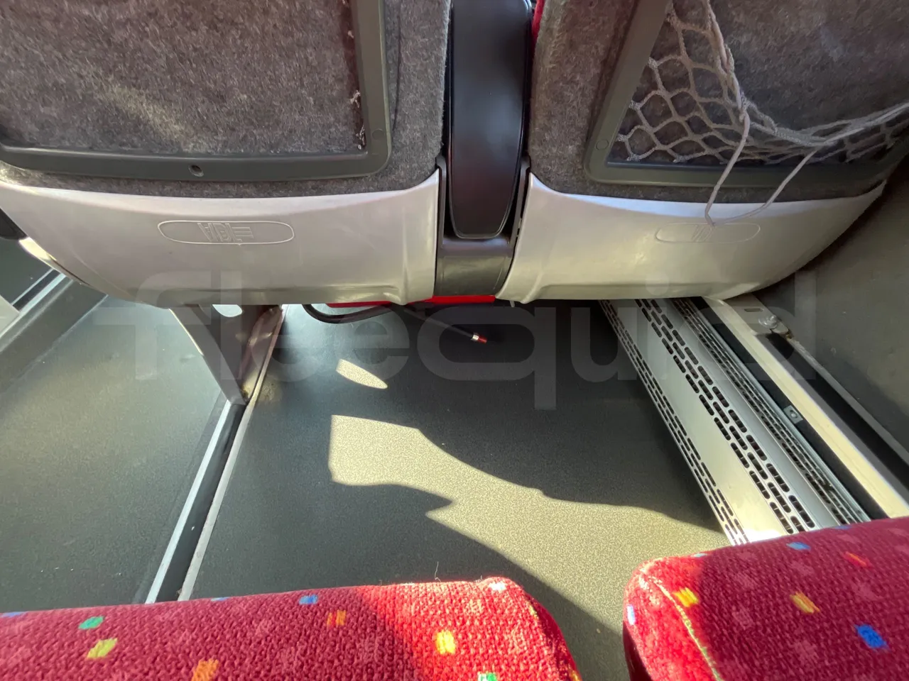 Vdl SB4000 SB4000  - Euro4 - 266kW - 12mt - footrest detail photo
