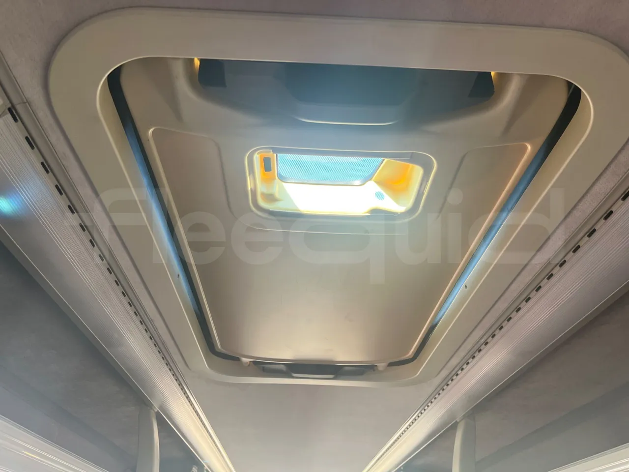 Vdl SB4000 SB4000  - Euro4 - 266kW - 12mt - roof hatch 2