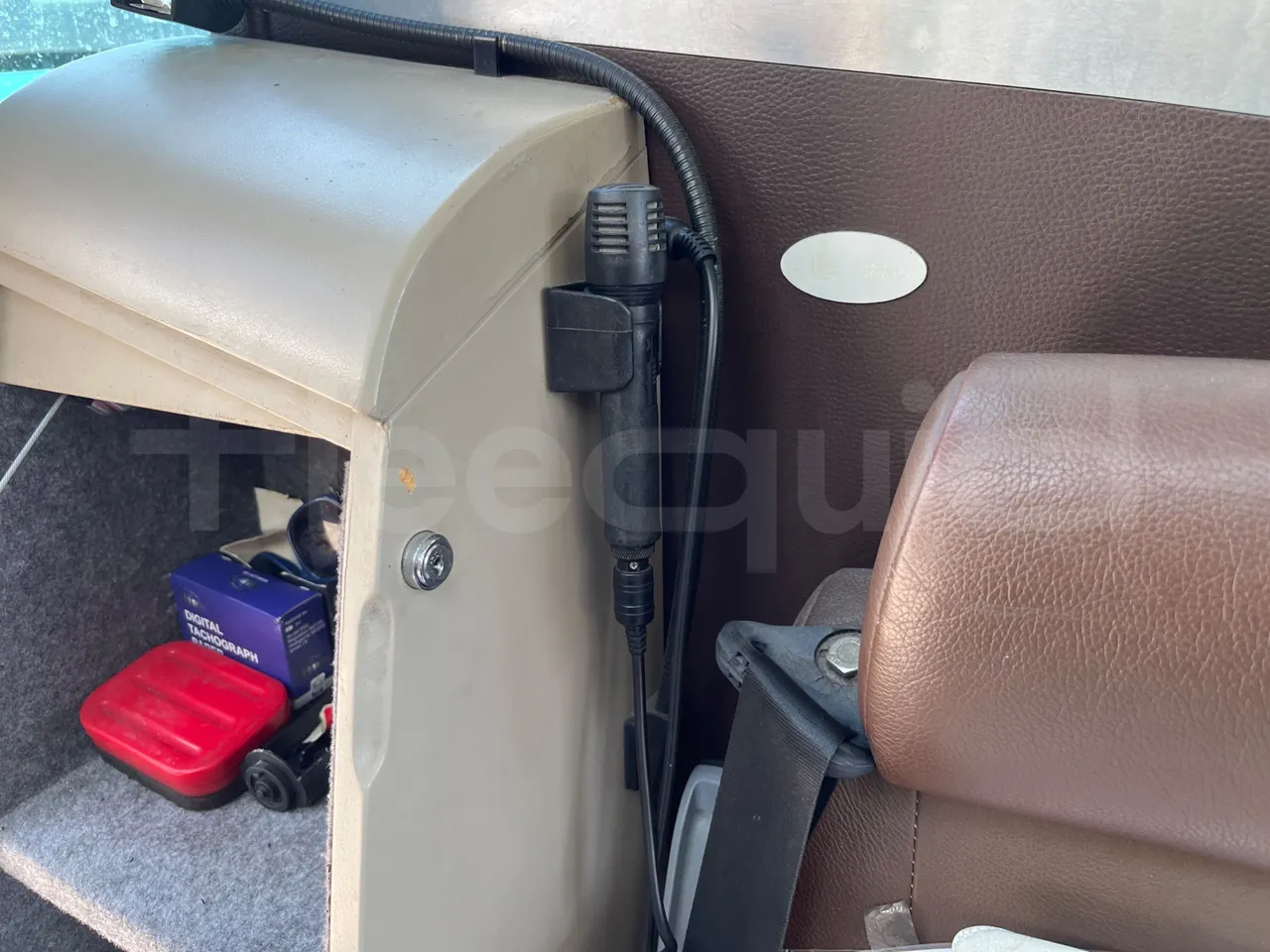 Mercedes-Benz Noge - Hostess Microphone