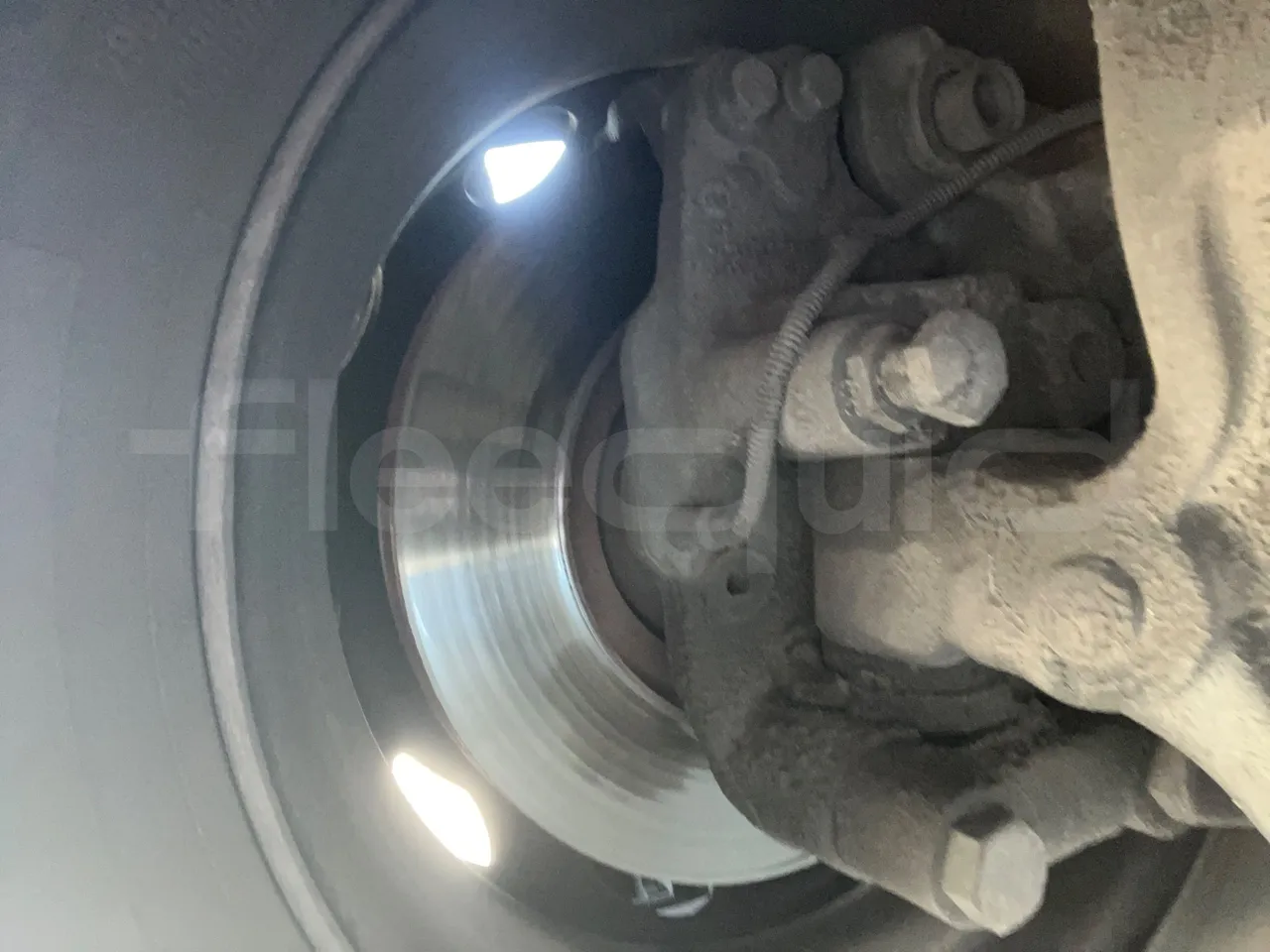 Mercedes-Benz Noge - Third Axle Discs Left Side