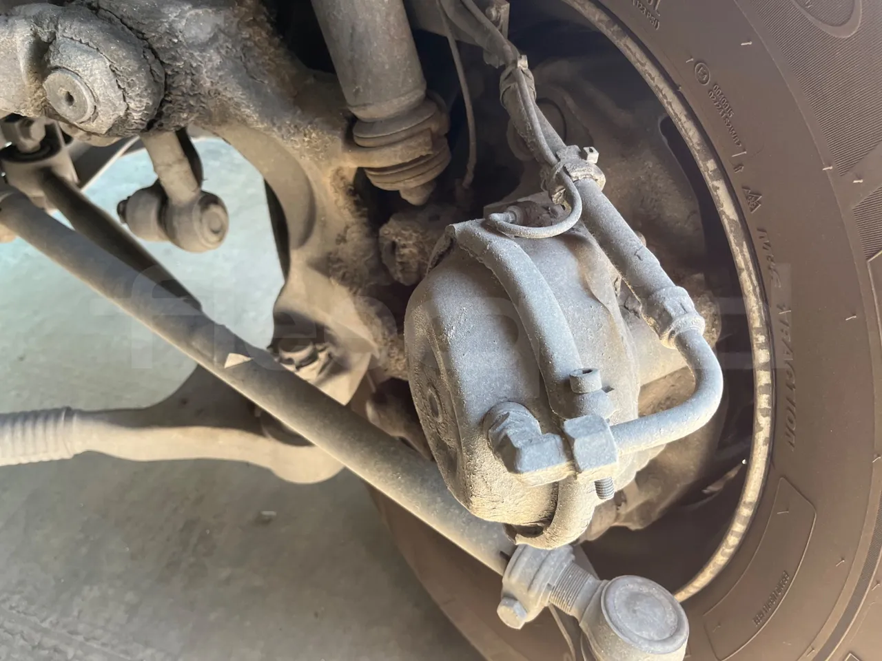 Mercedes-Benz Noge - First Axle Brake Calipers Left Side