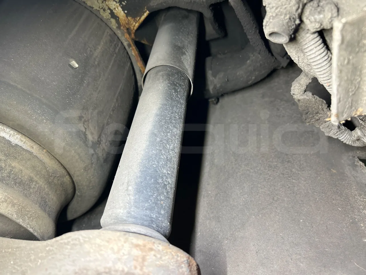 Mercedes-Benz O 530 G- 3P - Euro5 - 260kW - 17.940mt - axel 2 air springs 1 right