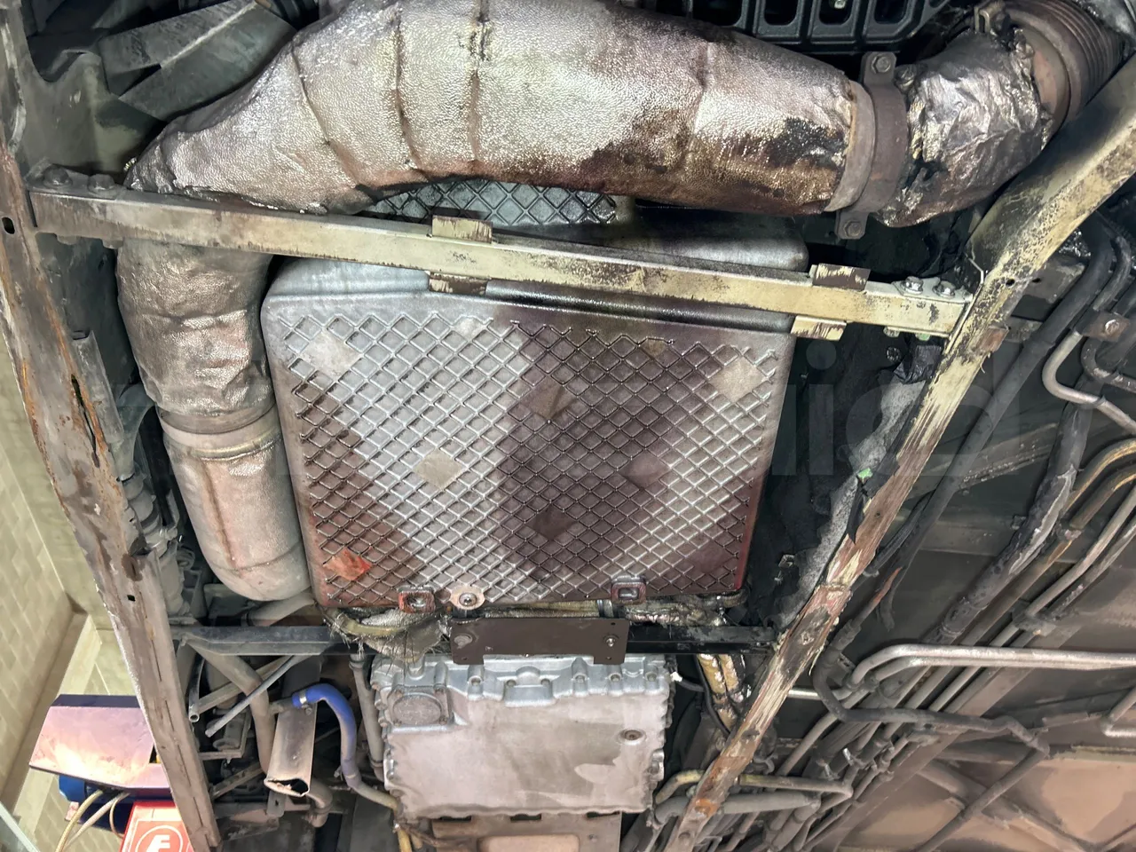 Mercedes-Benz O 530 G- 3P - Euro5 - 260kW - 17.940mt - engine without protection