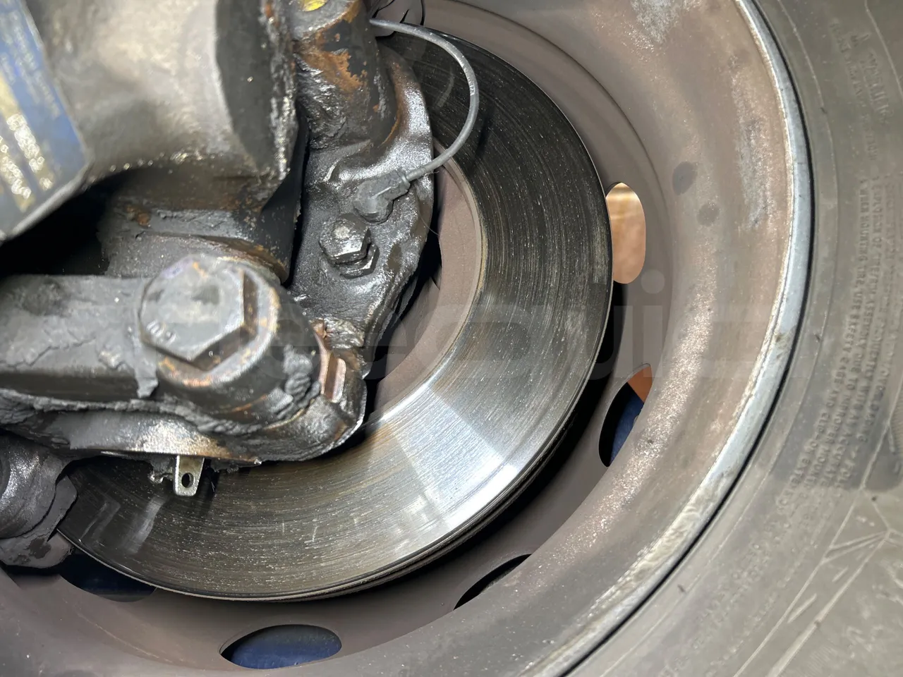 Mercedes-Benz O 530 G- 3P - Euro5 - 260kW - 17.940mt - front discs right